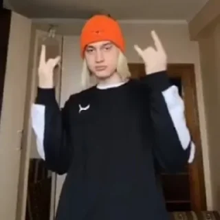 🤘