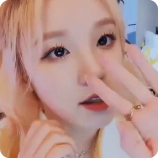 ⚡