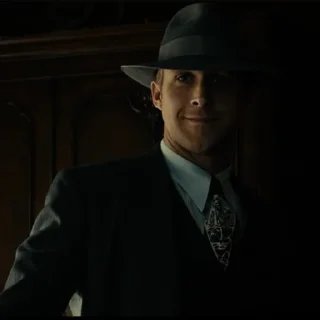 🎩