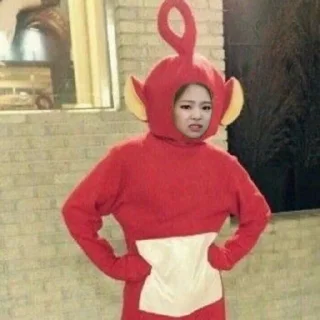 FREYA SORAYA  @O96JENNIEYA