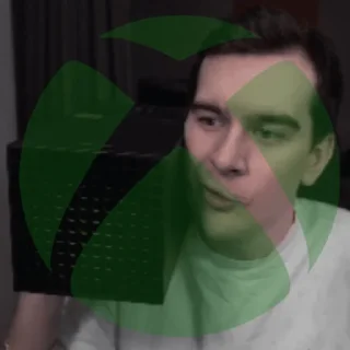 🟢