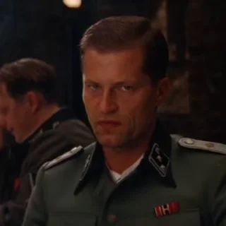😐
