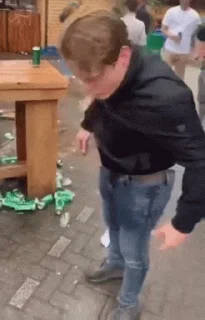 🤮