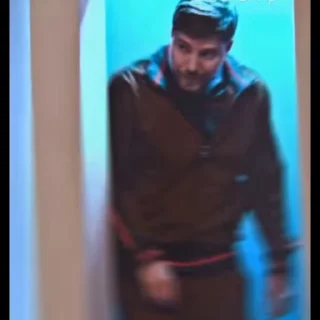 😈