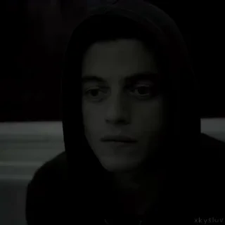 😔