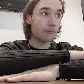 😶