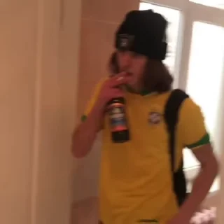 🕺