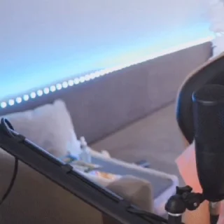 🫥