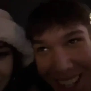 😜