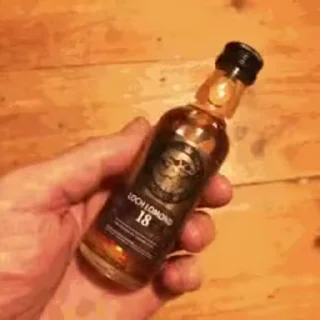 🍾