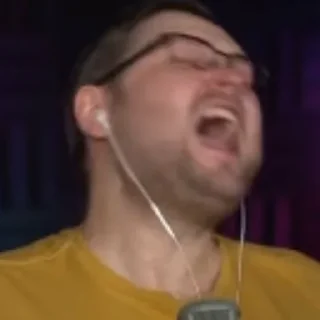 👀