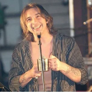 😁