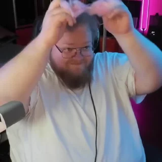 🥺
