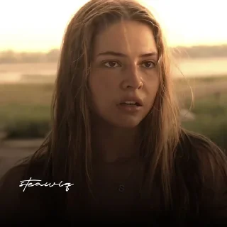 𝐬𝐚𝐫𝐚𝐡 - @steawiq :: @fStikBot