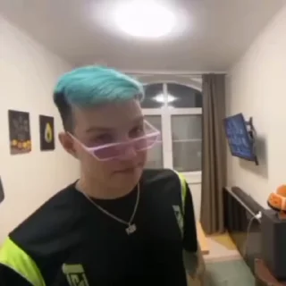 😎