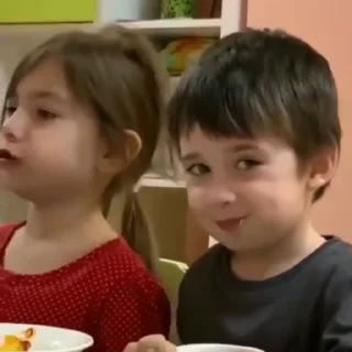 😈