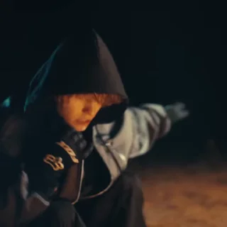 🔨