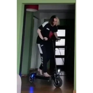 🛴