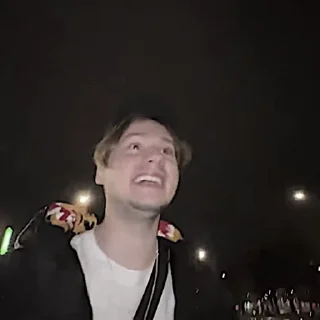 😂