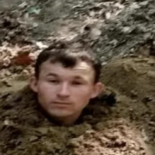 😐