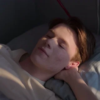 👑