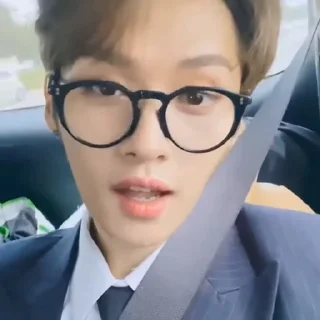 🤩