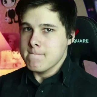 🥴