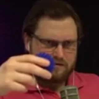 🥴