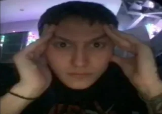 😶