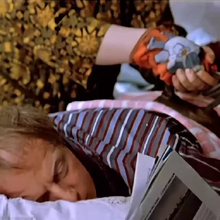😴