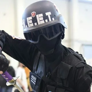 😎