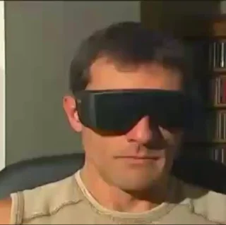😧