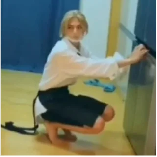😶