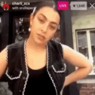 😐