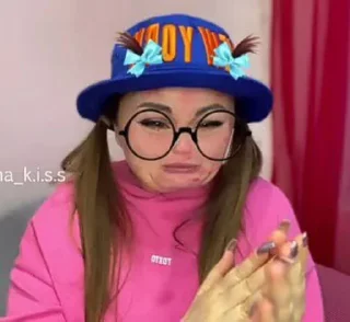 😭