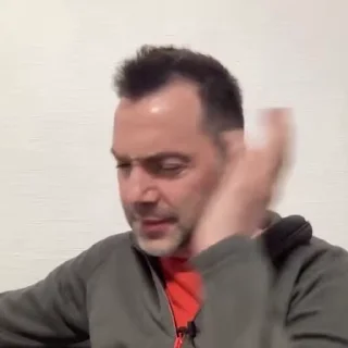 🥴