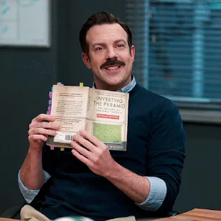 📖