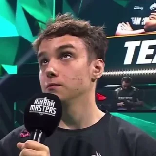 😄