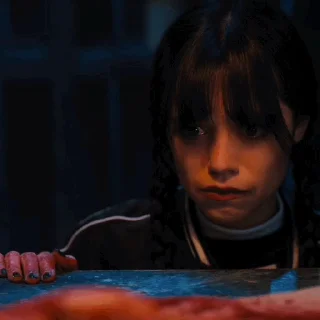 😭