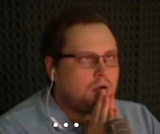 😐