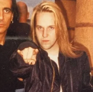 🤘