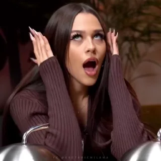 😱
