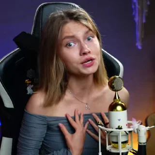 😱