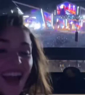 😁
