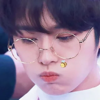 🥺