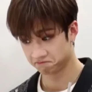 😶