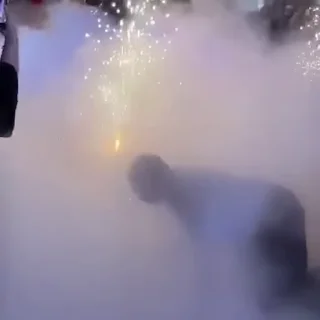 🤢