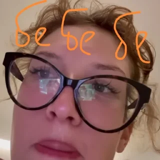 😝
