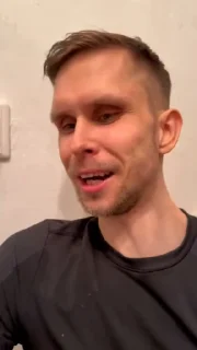 🤪