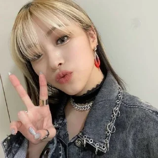 ✌️